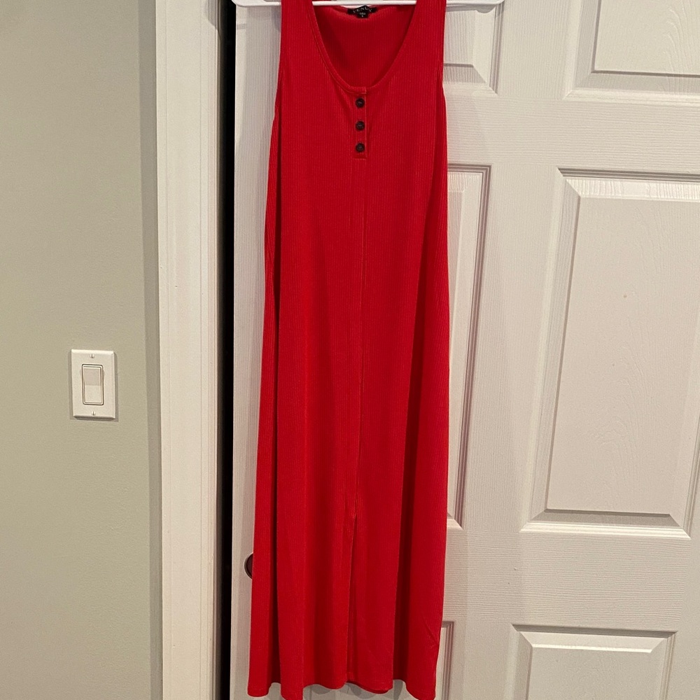 Red Sleeveless Button-Front Dress